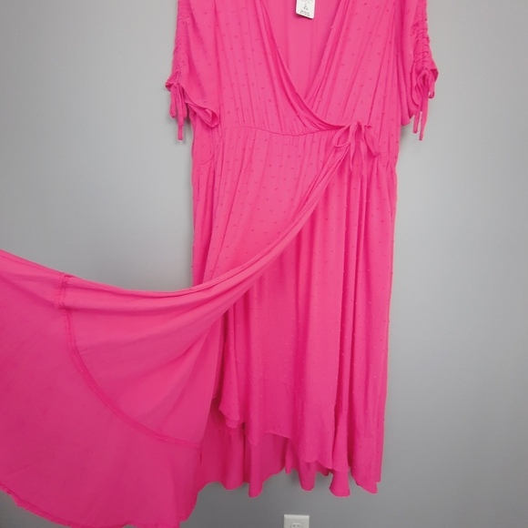 Torrid Midi Swiss Linen Surplice Dress in Honeysuckle size 2X - Picture 4 of 11